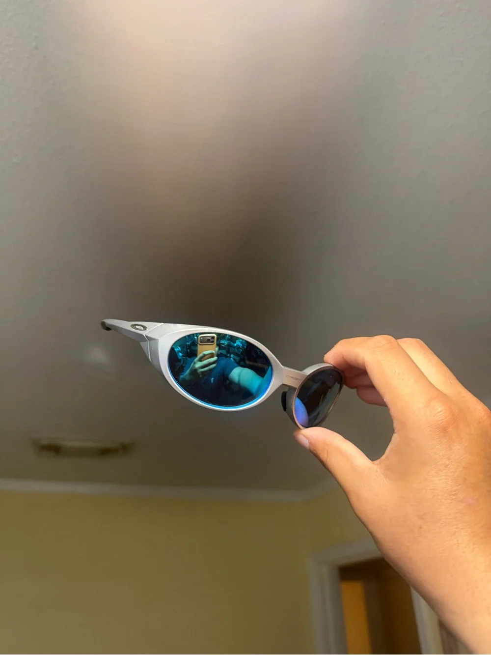Silver Frame Sunglasses with Blue Mirrored Lenses Oakley